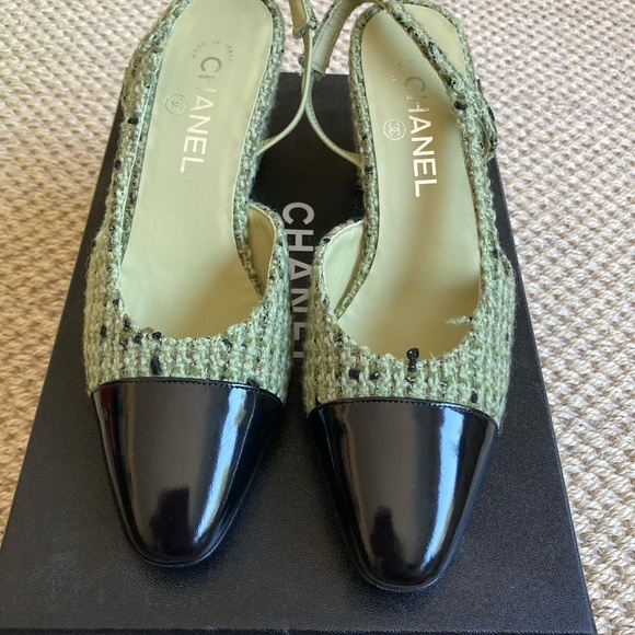 NIB Chanel Green and Black Tweed Slingbacks 39 - Picture 7 of 10